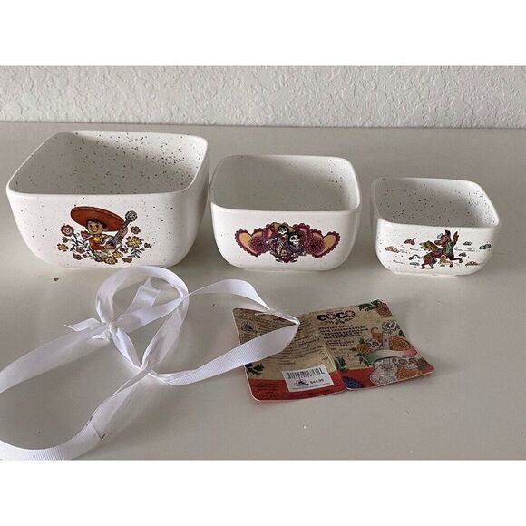 Set Of 3 Disney Parks Pixar Coco Miguel Hector Dante Alebrije Nesting Bowls NEW - Picture 1 of 16